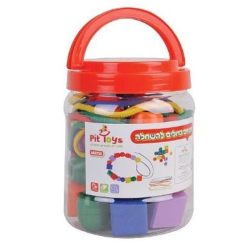 חרוזים גדולים מעץ להשחלה מבית Pit Toys