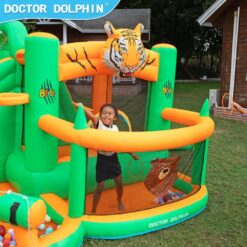 Alternative view of ג'ונגל של הרפתקאות: פארק מים מתנפח 5 ב-1 דגם 73075 עם מגלשה ותותח מים | Doctor Dolphin
