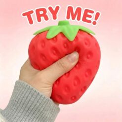 Alternative view of סקווישי תות ענק Mega Strawberry – רך וכיפי למעיכה